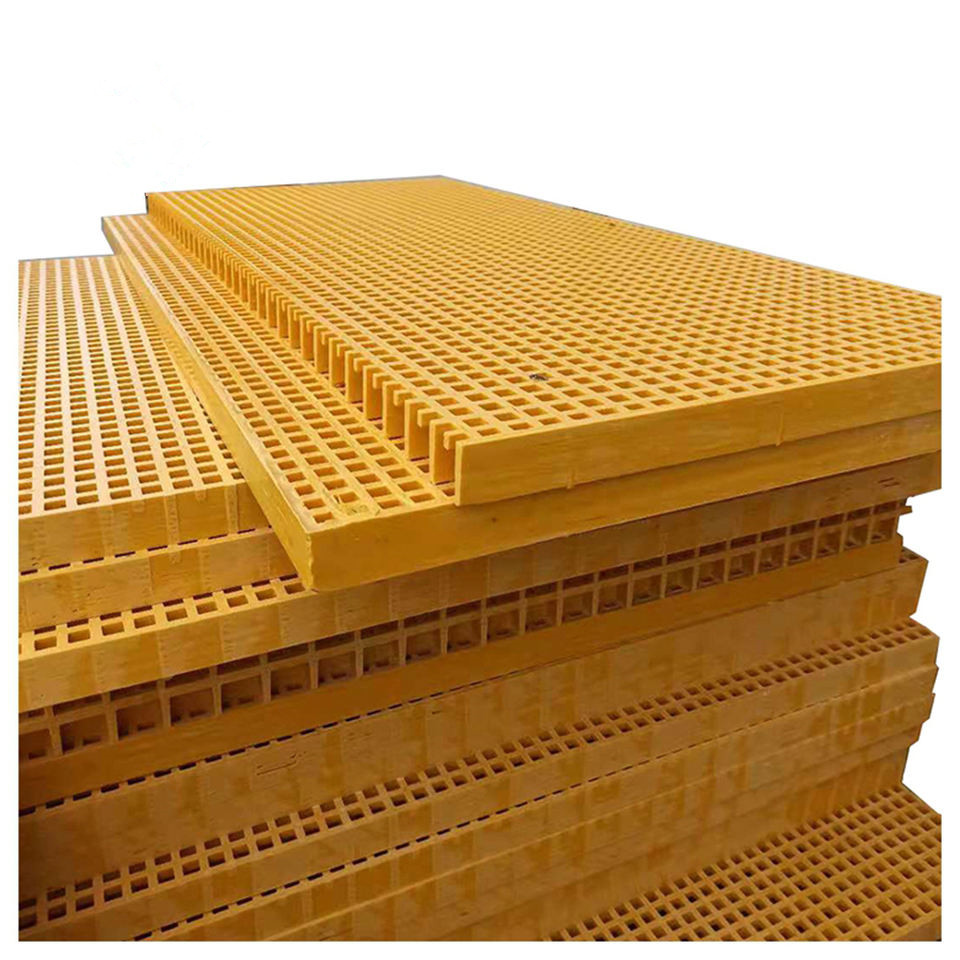 Molded frp grating.jpg